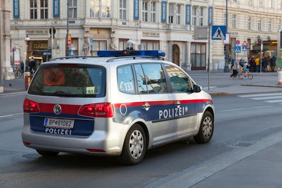 Die Polizei verhaftete einen international gesuchten Serben. (Symbolbild)