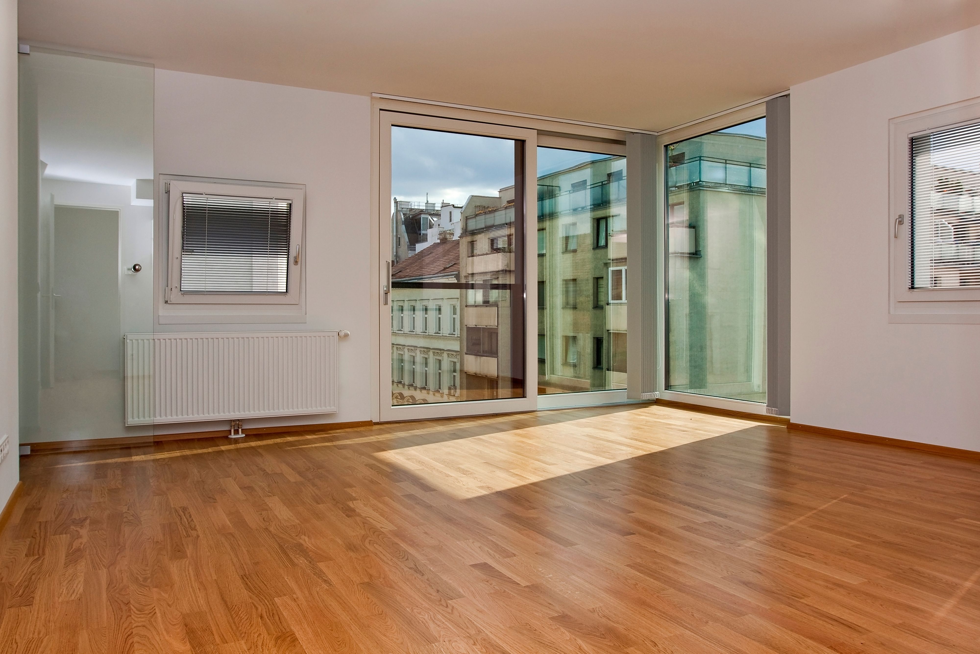 Eine 70 m2-Wohnung, erbaut 2021, kostet künftig 785 statt 604 Euro. (Symbolbild)