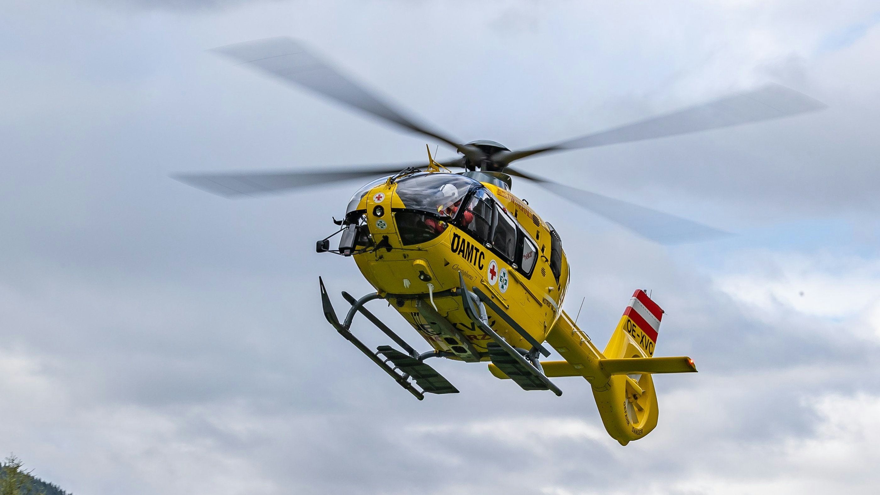 Notarzt des Notarzthubschrauber konnte nur den Tod des Verunfallten feststellen