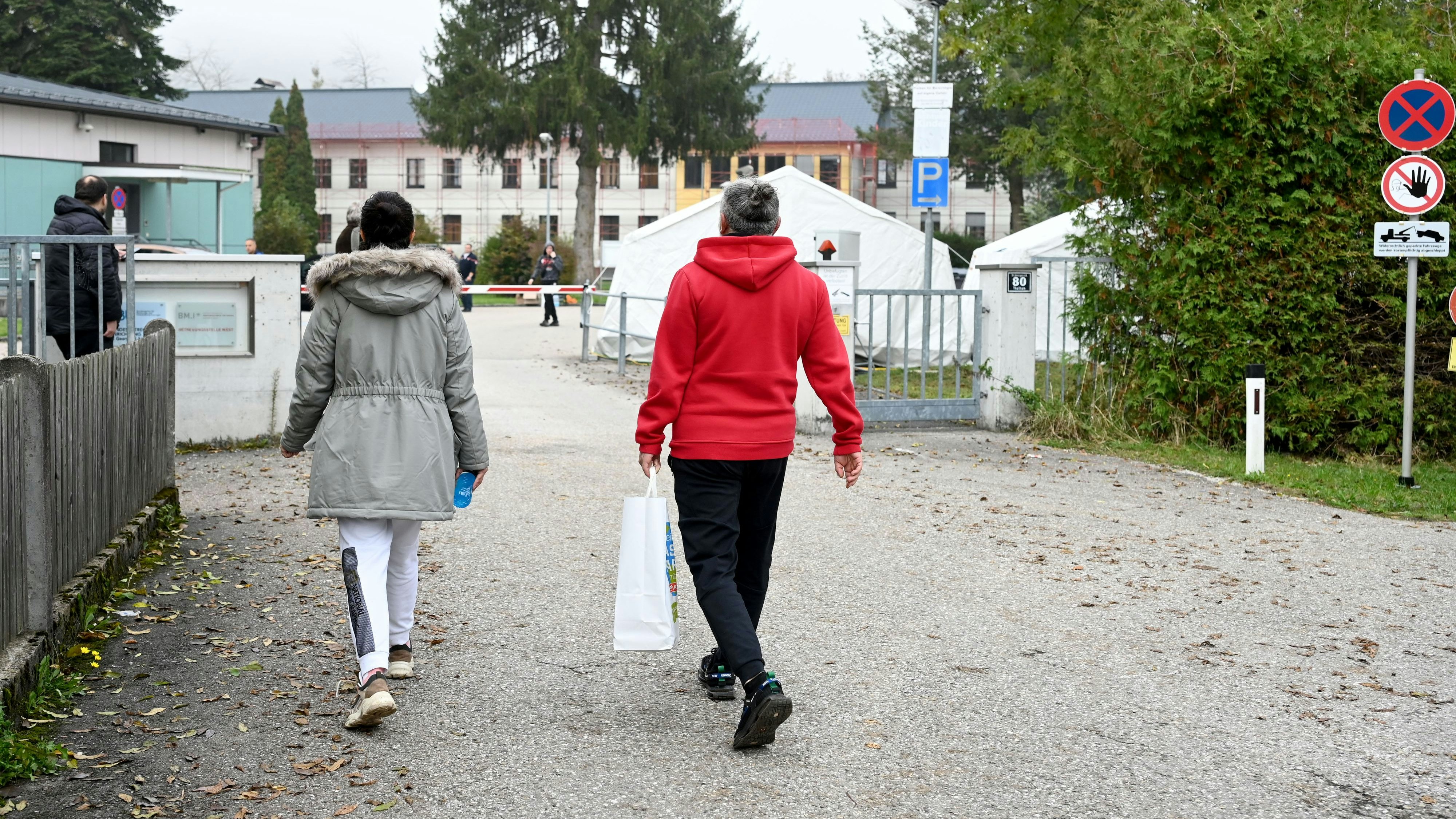 Laut Innenministerium ist der Rückgang auf das Ende der Visa-Freiheit für Tunesier und Inder zurückzuführen.