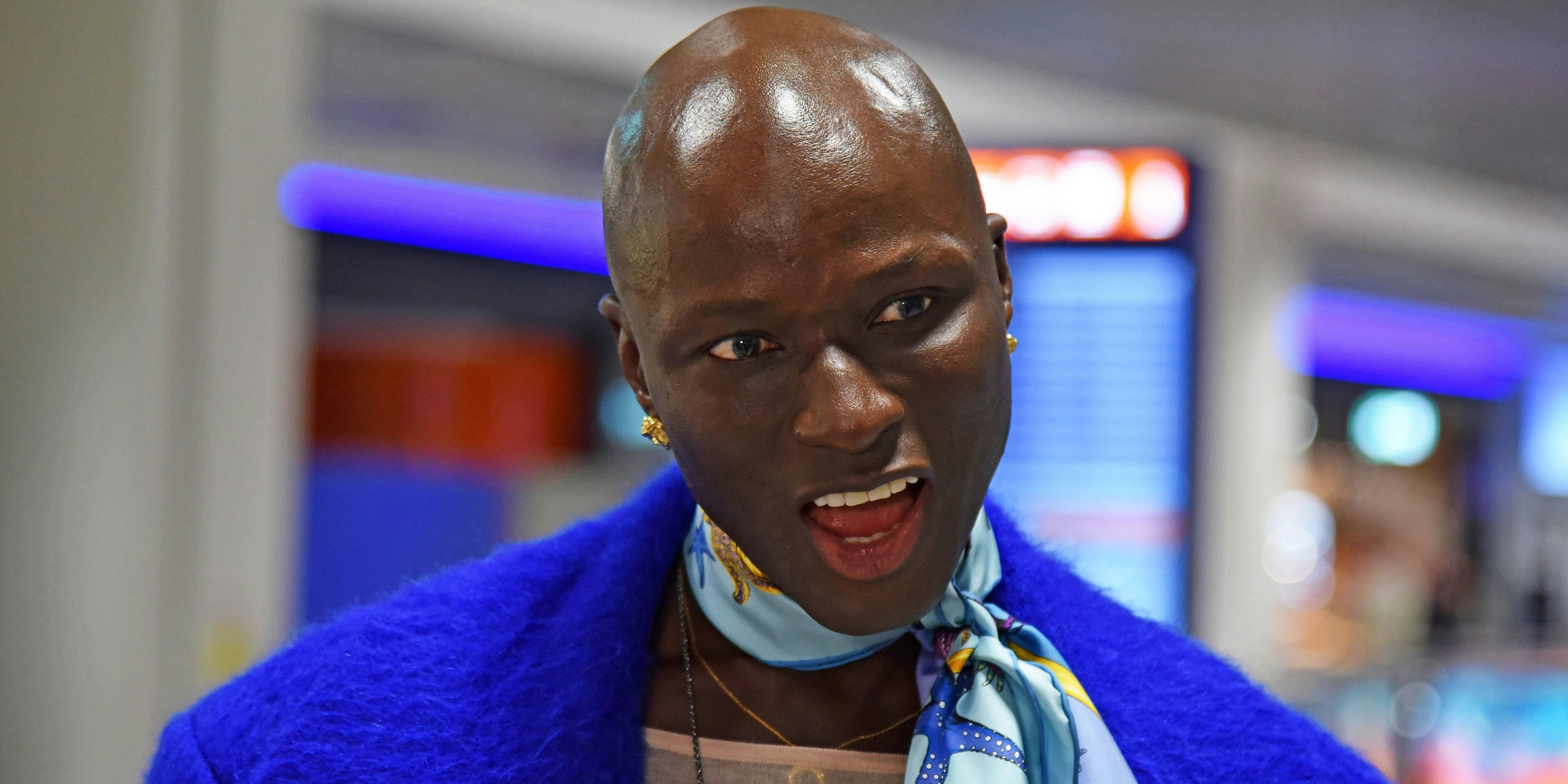 Papis Loveday zieht in den Dschungel. 