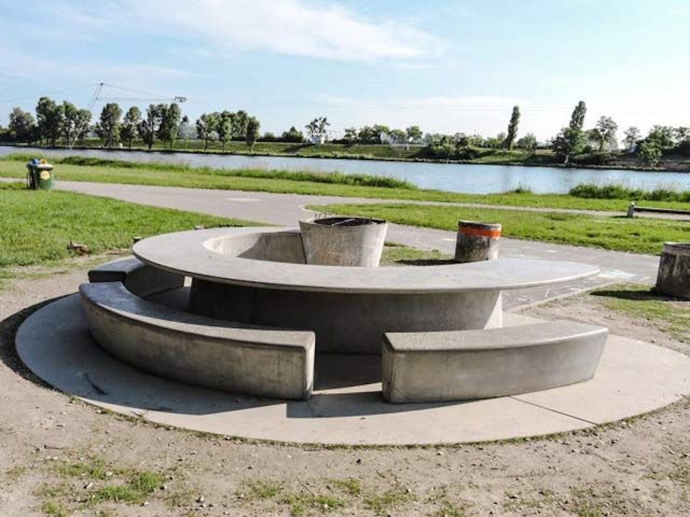 Wer sich wie bisher einfach Dutzende Termine für die Wiener Grillplätze reserviert, für den wird es jetzt ganz schön teuer.