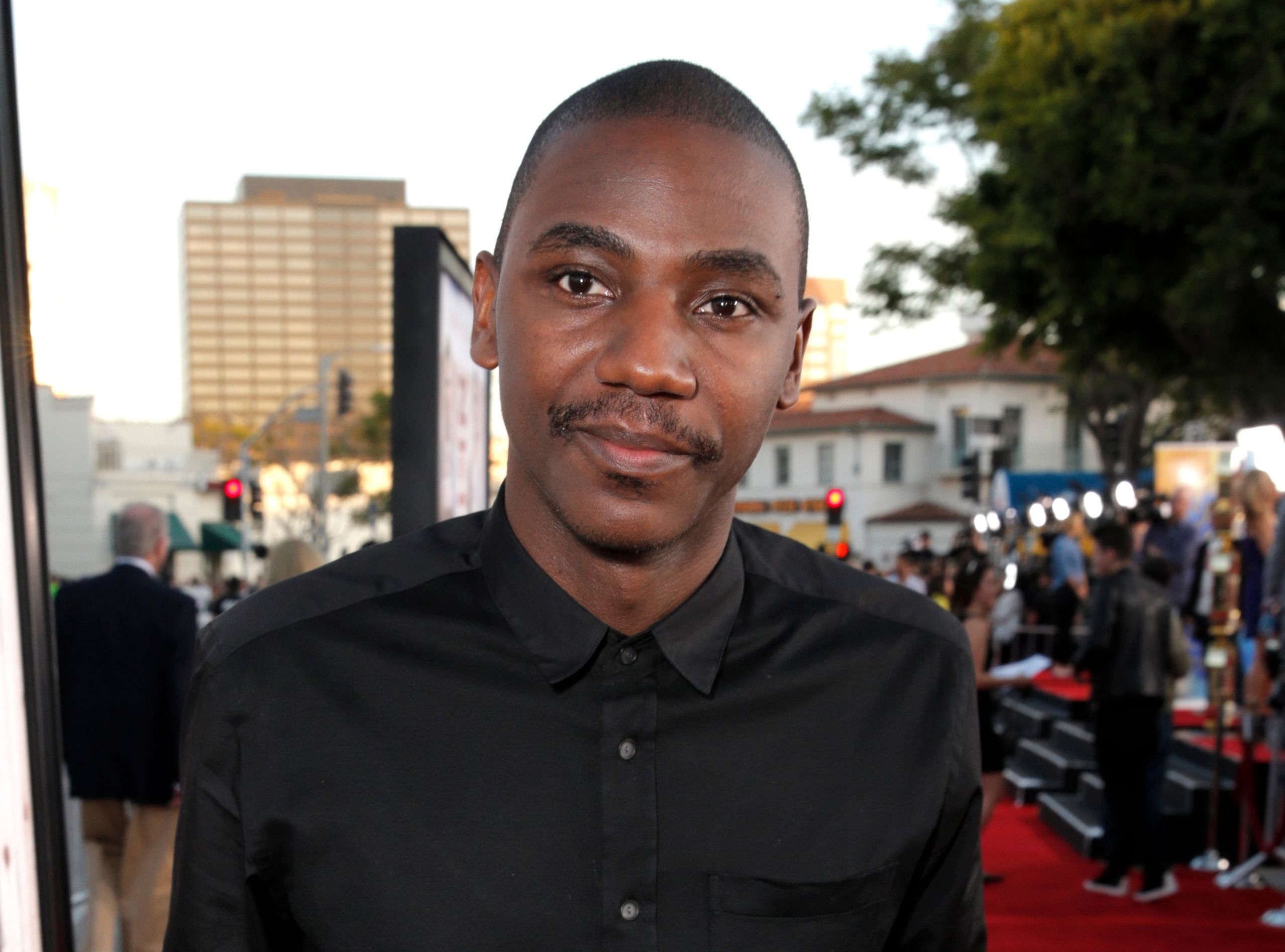 Er habe den Job wegen des Geldes angenommen und um die Film- und Fernsehindustrie zu ehren, sagte Moderator Jerrod Carmichael.