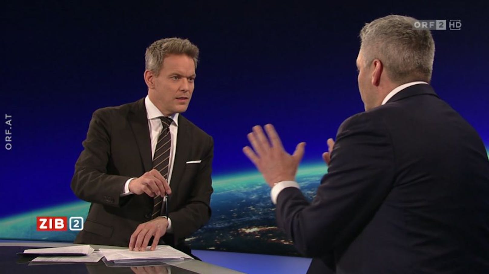 Kanzler Karl Nehammer attackierte im ZIB2-Interview mit Martin Thür mehrfach den ORF-Moderator direkt.