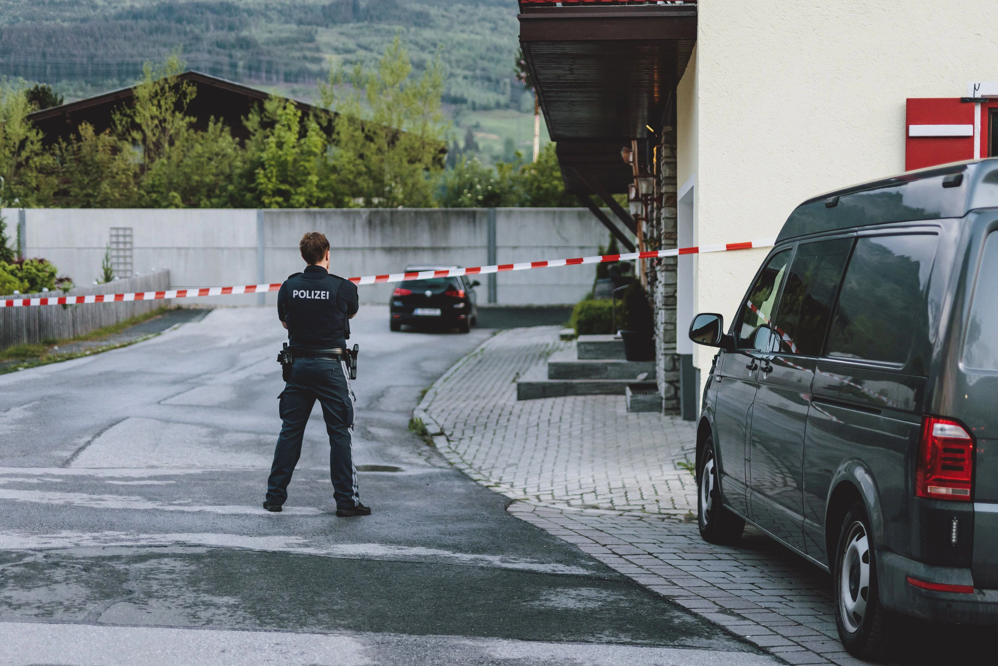 In diesem Wirtshaus in Piesendorf (Sbg.) wurde eine 30-jährige Zweifachmama erstochen. Ihr Ex-Mann soll die Tat begangen haben.