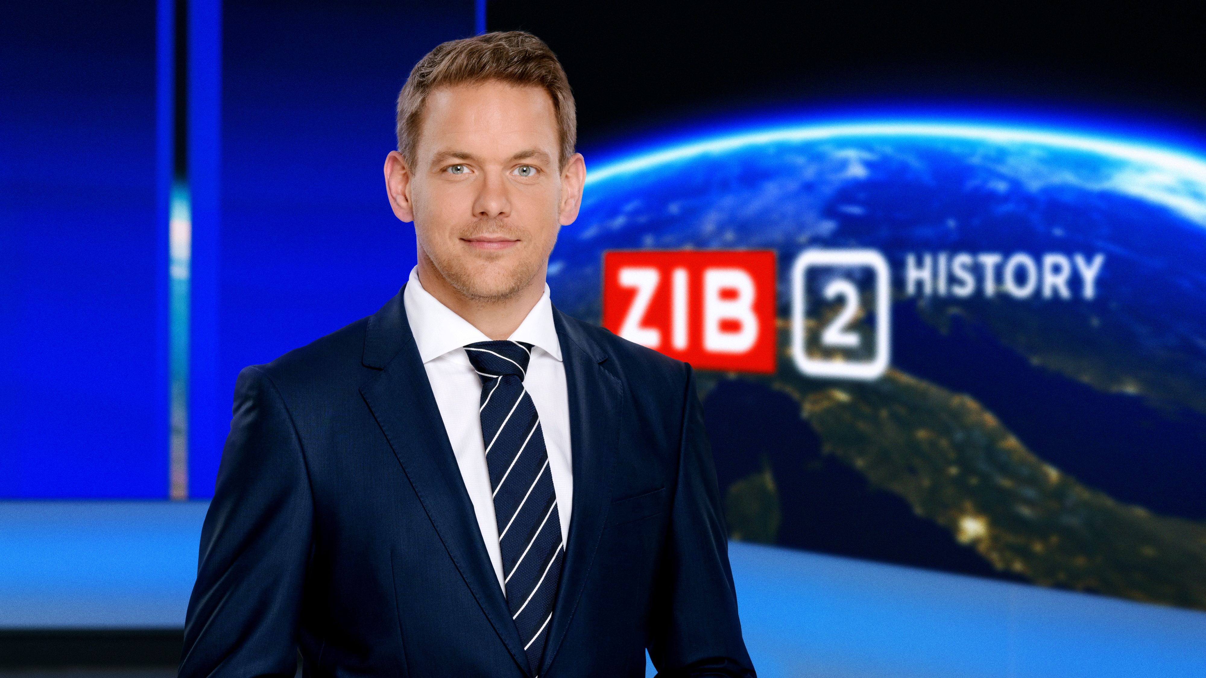 Martin Thür moderiert die ZIB2 im ORF.