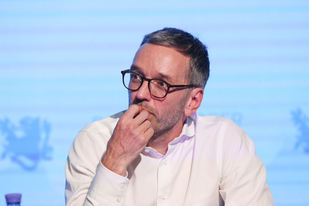 Herbert Kickl am Landesparteitag der Freiheitlichen Partei Salzburg im Oktober 2022.