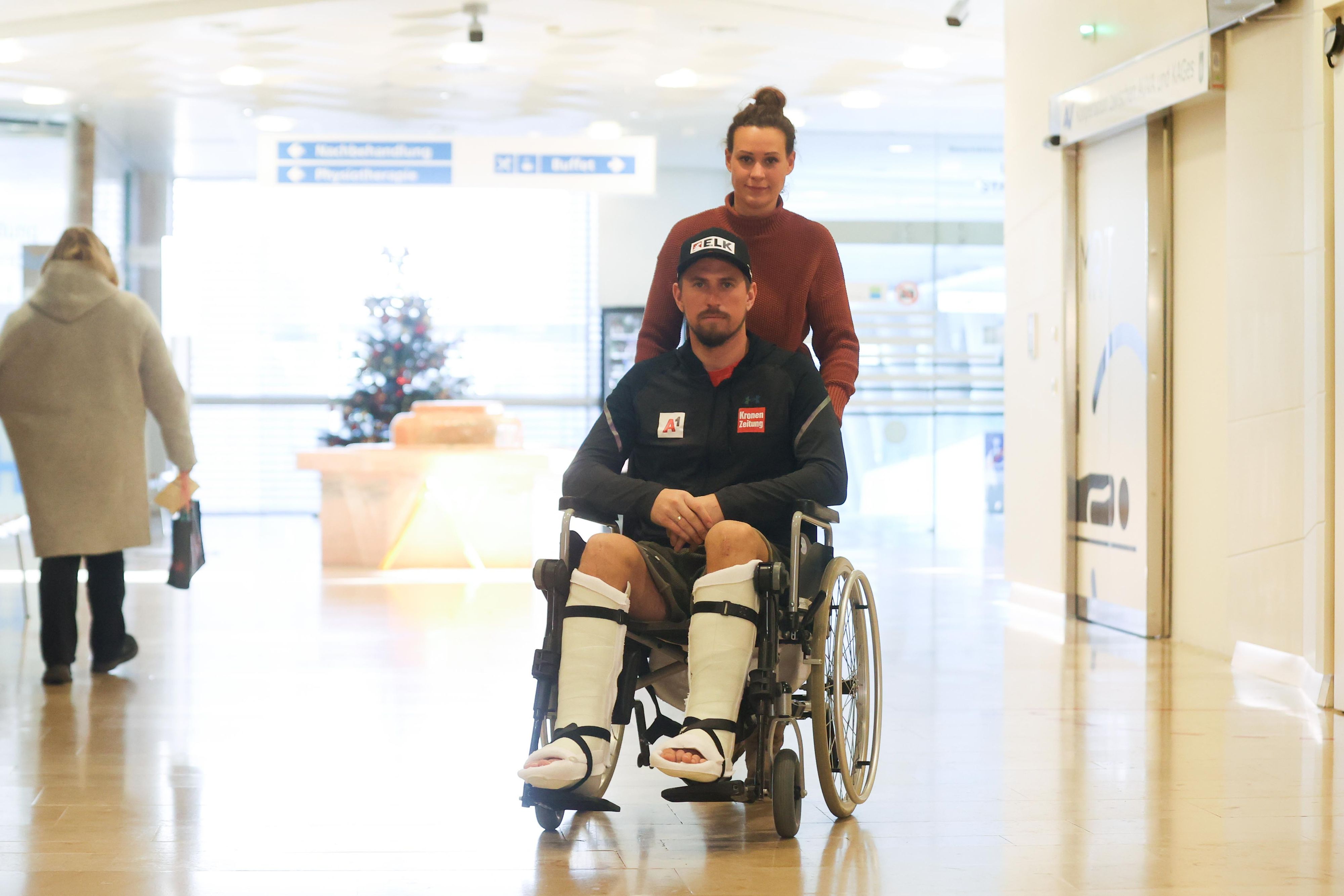 Max Franz Anfang Dezember im Krankenhaus mit Frau Marina