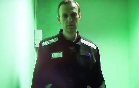 Alexei Nawalny ist seit Februar 2021 inhaftiert. Dort leidet er nach eigenen Angaben unter prekären Haftbedingungen. 