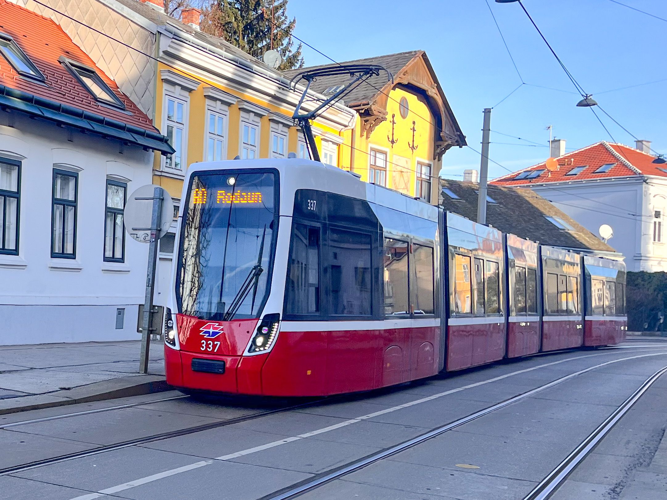 Die neue Flexity-Bim ist künftig auch auf der Linie 60 unterwegs.