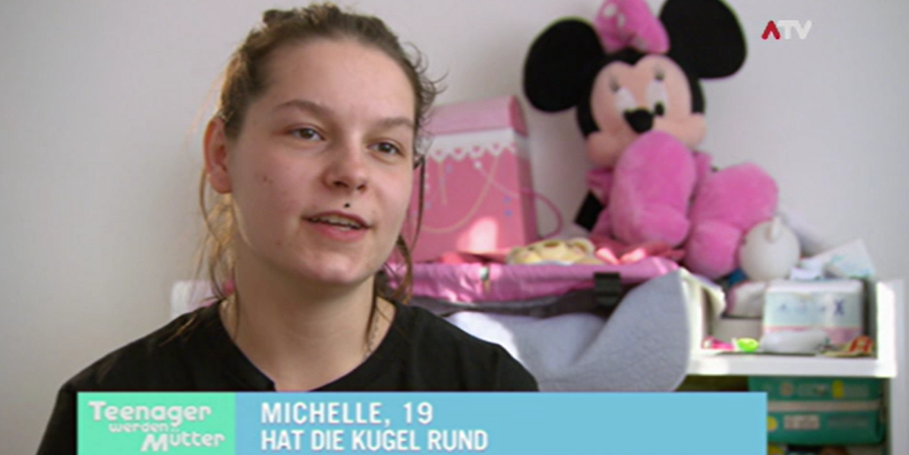 Michelle spricht darüber, warum ihr Freund einsitzen musste. 