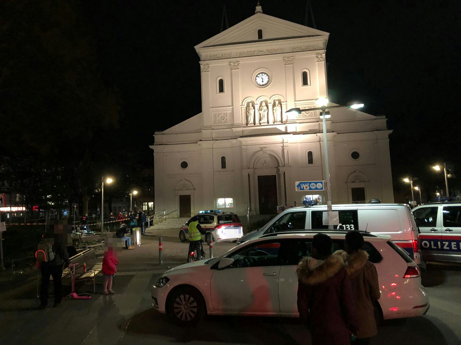 Eine Messer-Attacke am Wiener Keplerplatz sorgte für einen Polizei-Einsatz.