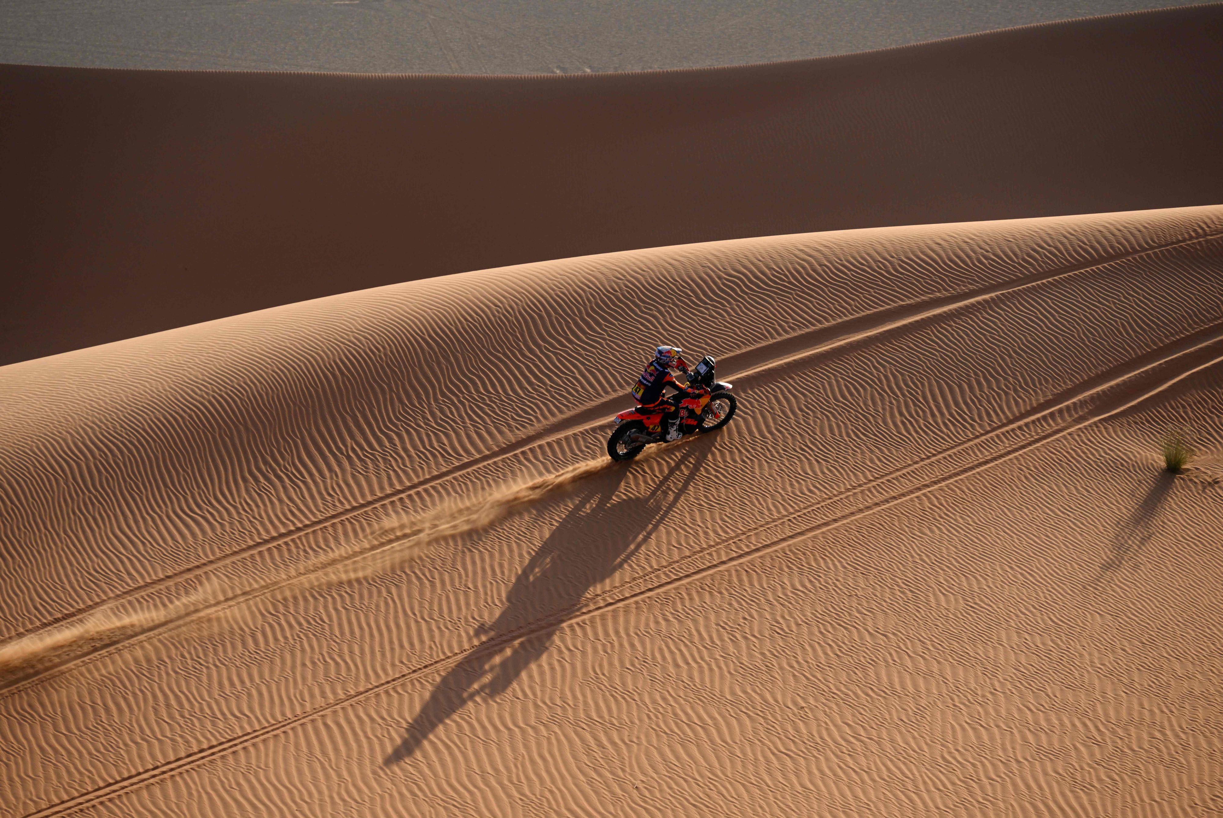 Matthias Walkner steckte bei der Rallye Dakar in einem Sandloch, verlor weiter Zeit. 