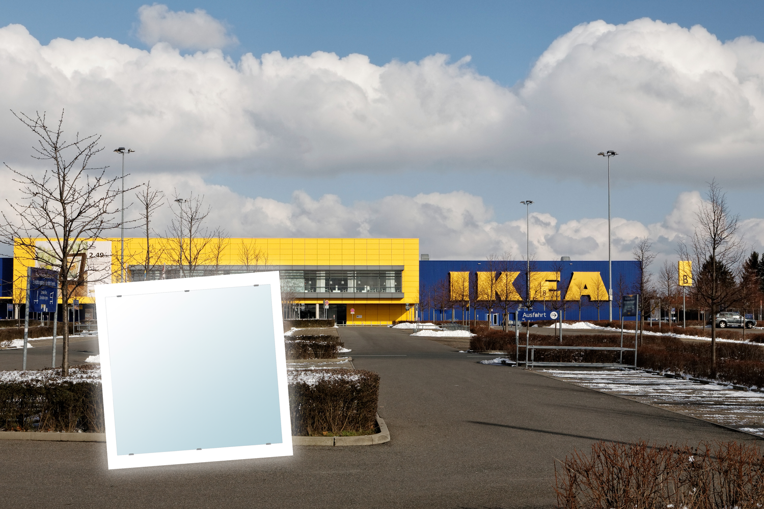 Die Spiegel können unerwartet herunterfallen.