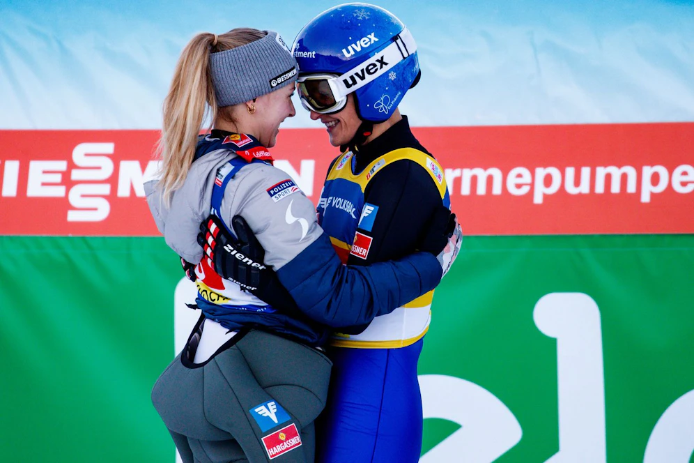 Chiara Kreuzer und Eva Pinkelnig
