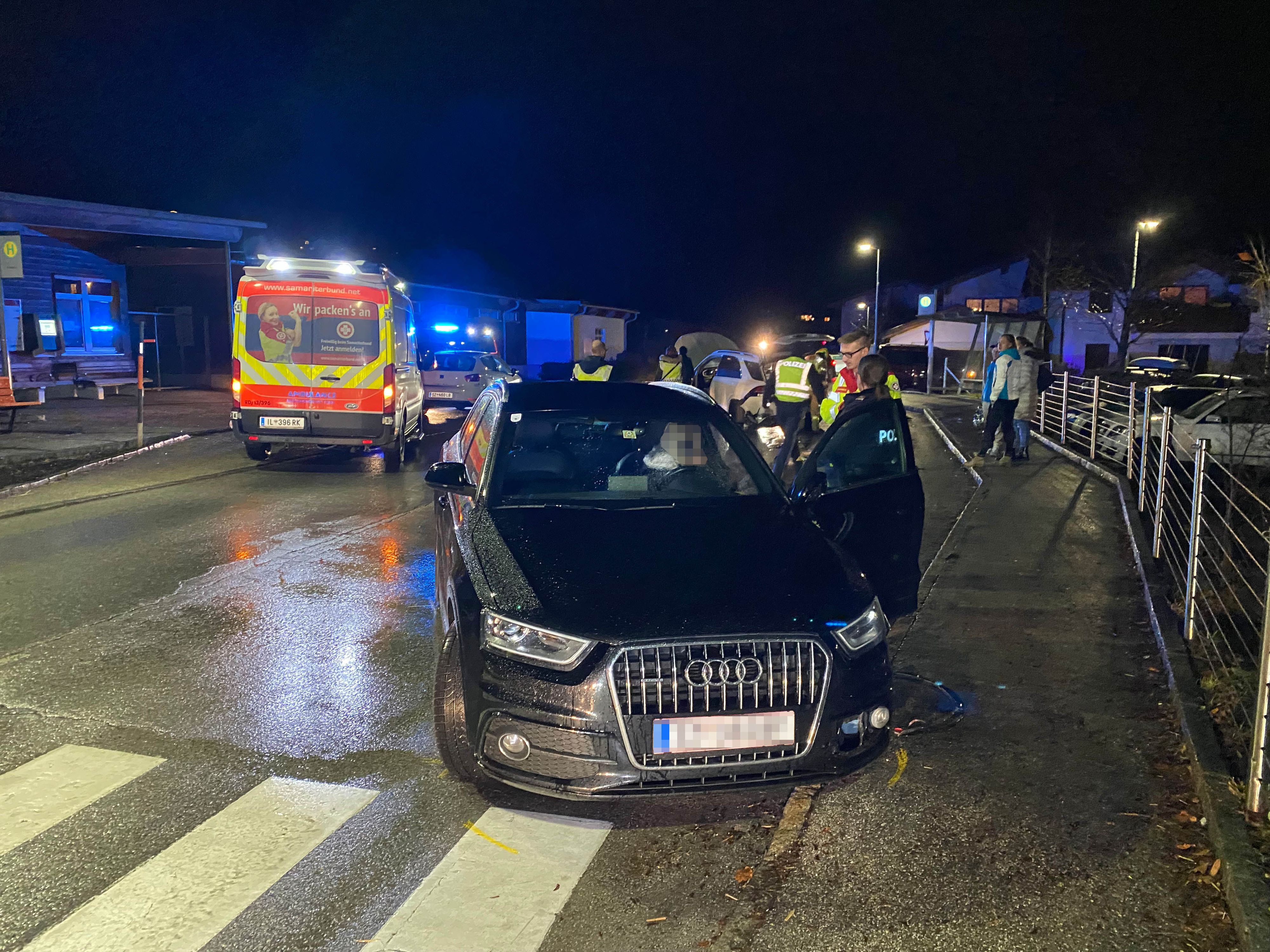 Auch das Auto der 32-Jährigen wurde stark beschädigt.