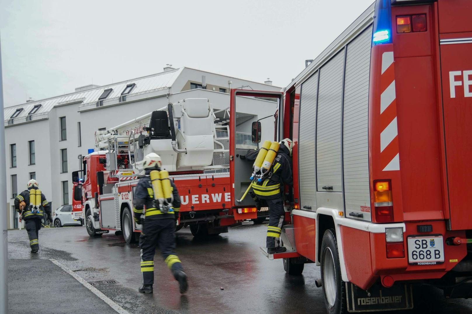Die Feuerwehren Wieselburg Stadt und Land und die FF Petzenkirchen waren im Einsatz.