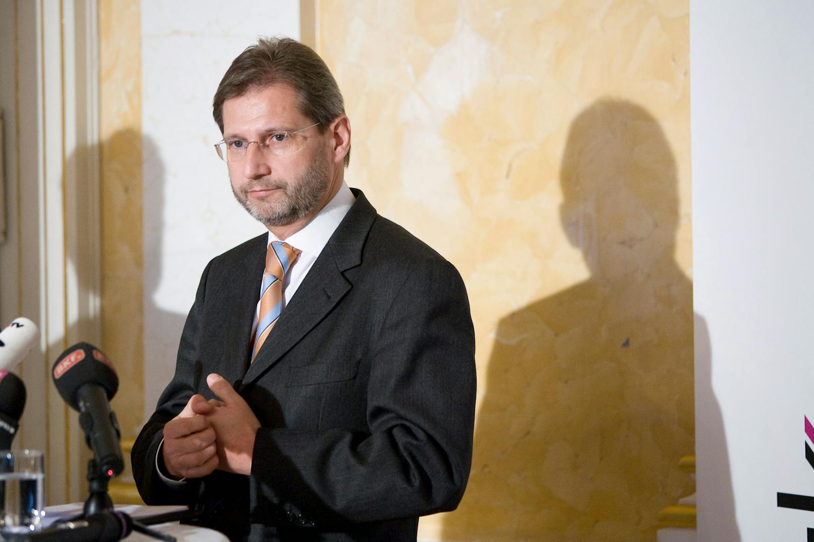 Johannes Hahn war in der ORF-"Pressestunde" zu Gast. 