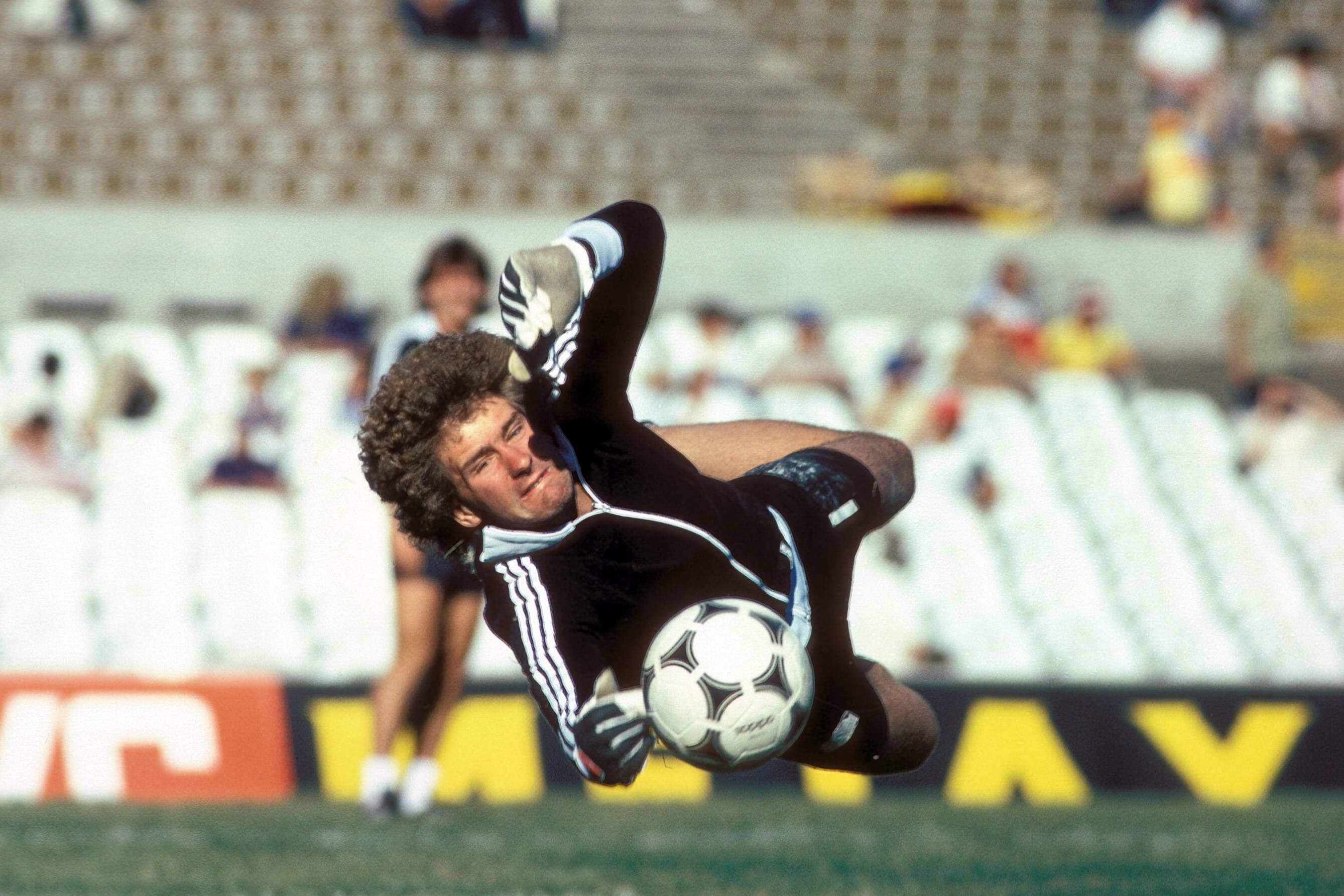 Eike Immel bei einer Parade im Jahr 1982