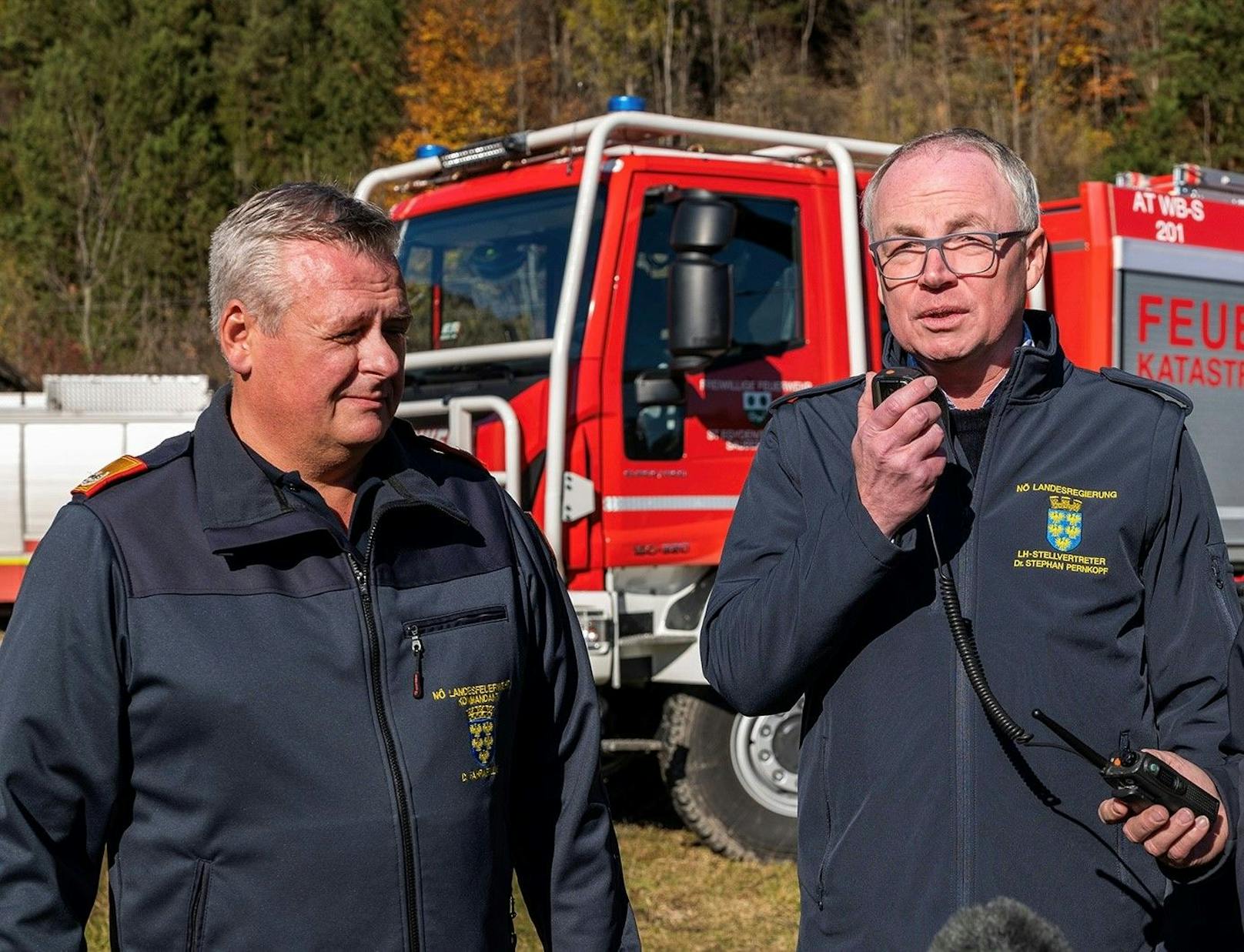 Landesfeuerwehrkommandant Didi Fahrafellner und Feuerwehr-Landesrat LH-Stv. Stephan Pernkopf.