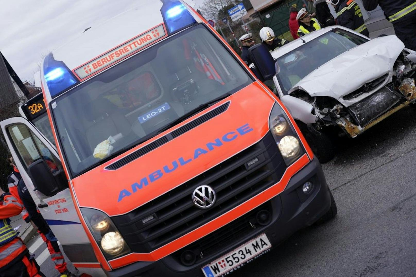 In Wien ereignete sich am Montag (16.01.2023) ein schwerer Verkehrsunfall.