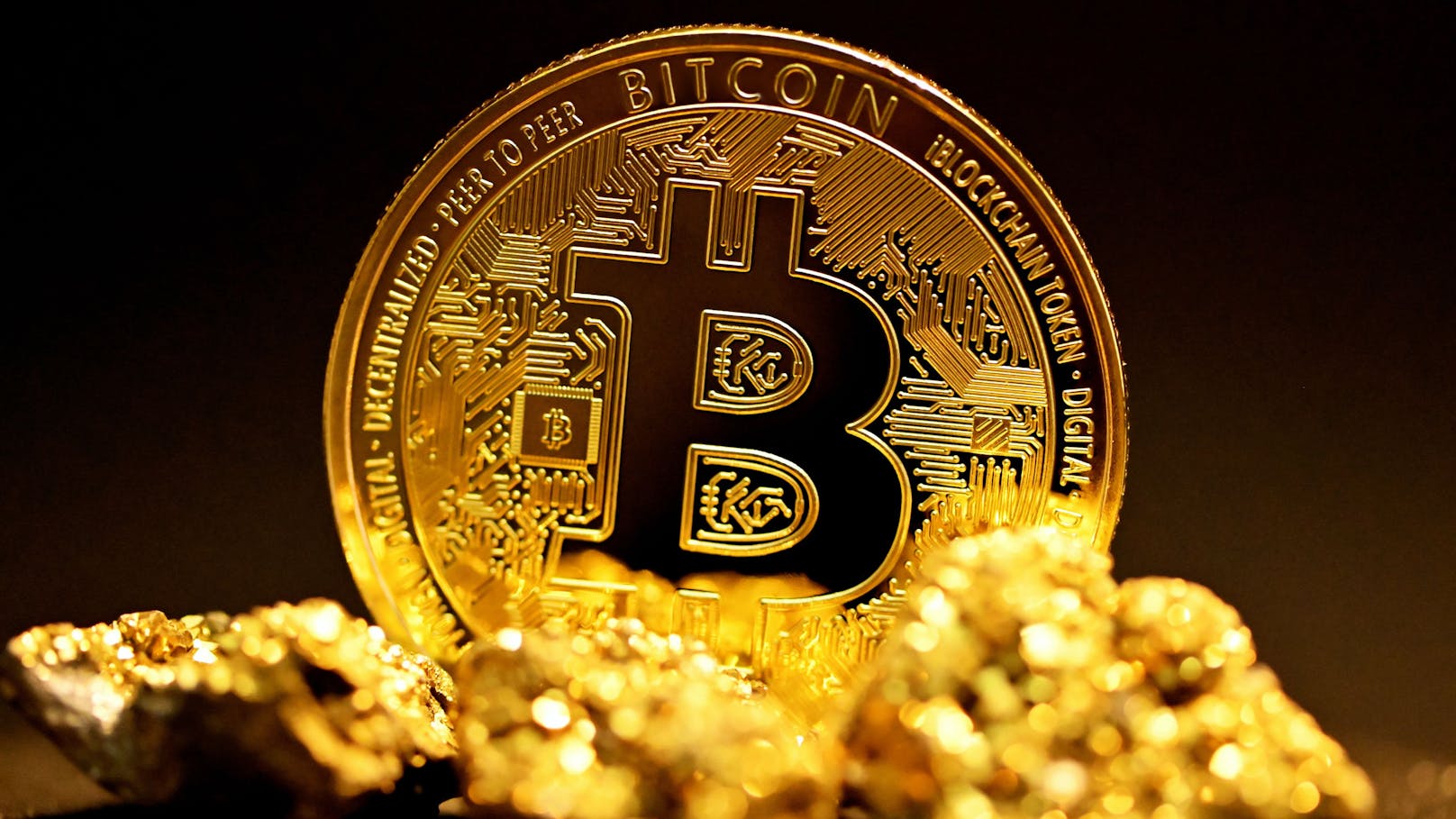 Bitcoin schießt durch die Decke – was dahinter steckt