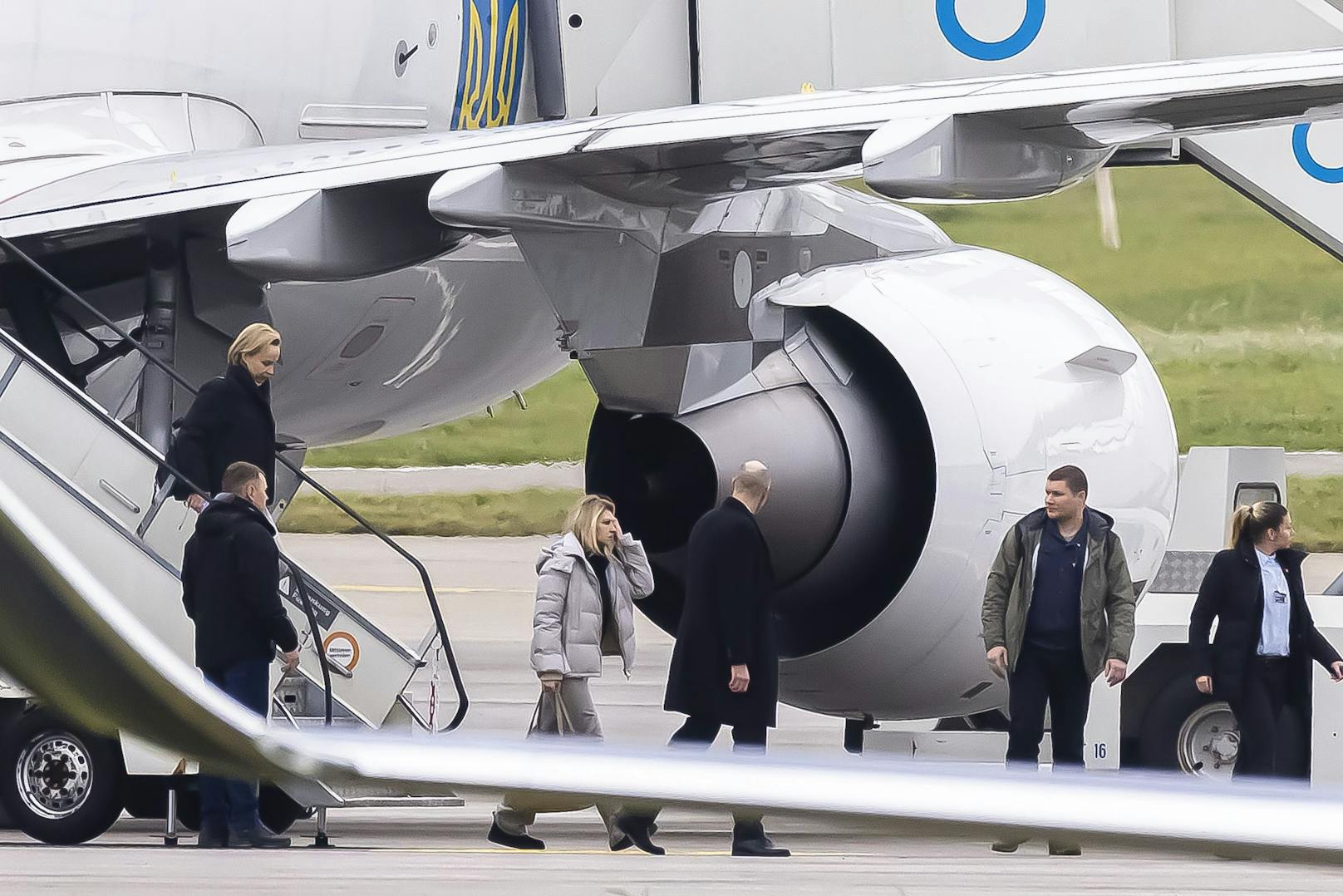 Ukraines First Lady ist am Flughafen Zürich gelandet