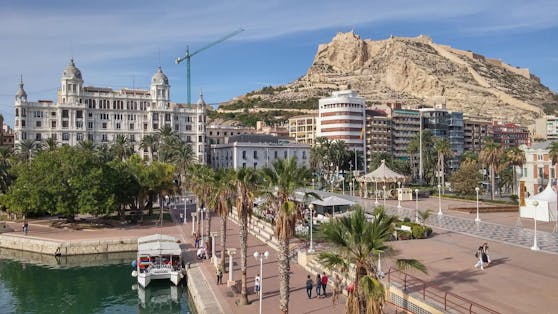 Alicante bietet dem Auge ein abwechslungsreiches Stadtbild.