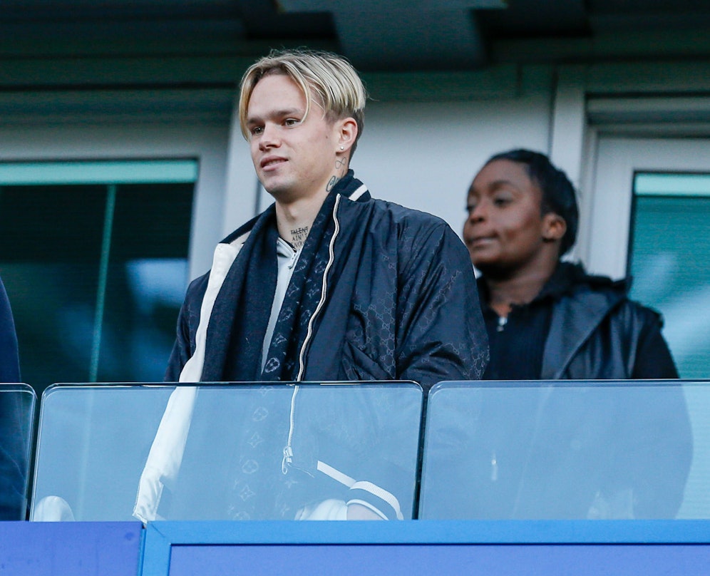 Mykhaylo Mudryk auf der Chelsea-Tribüne.
