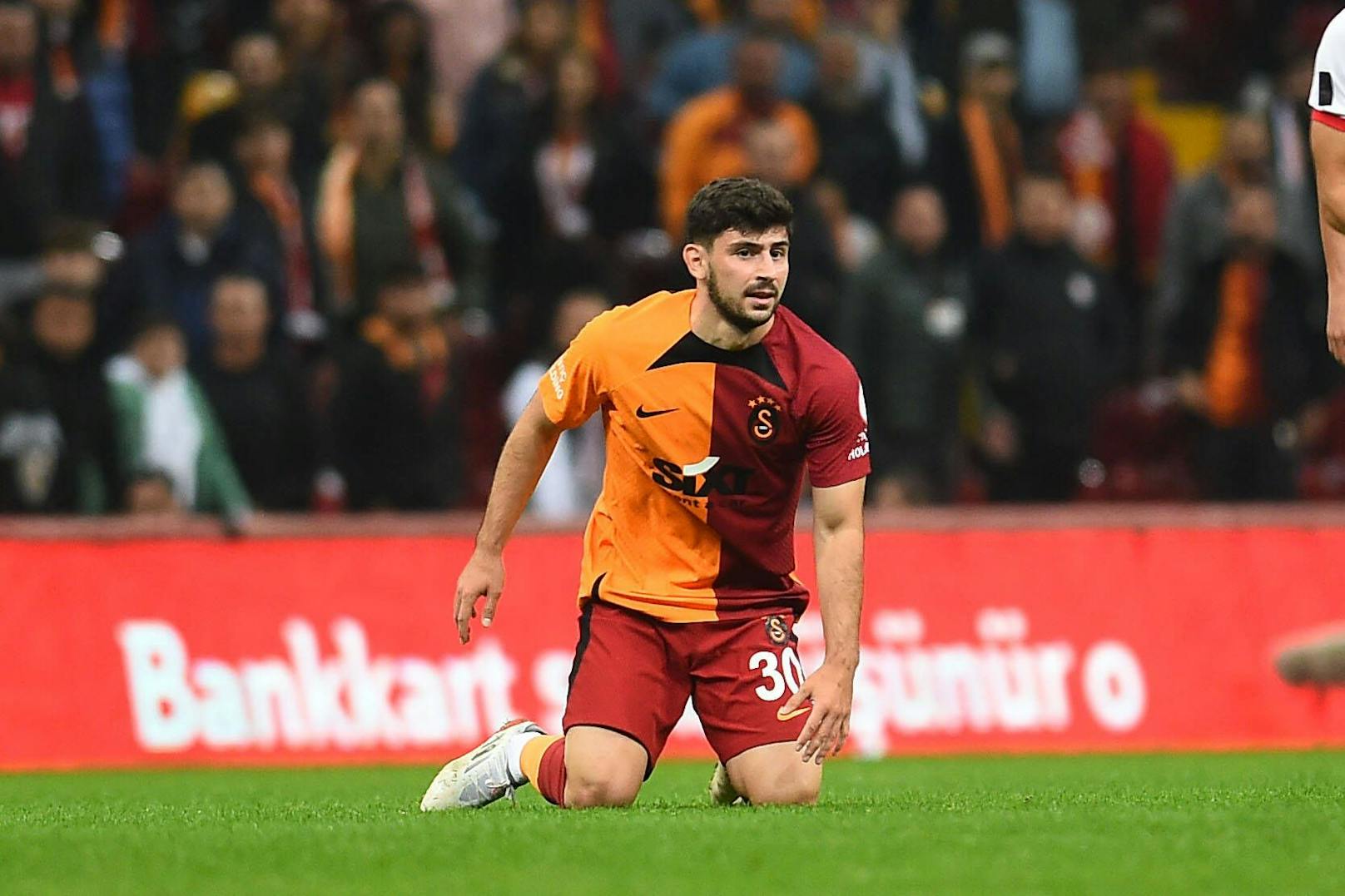 Yusuf Demir könnte von Galatasaray Istanbul ausgeliehen werden. 