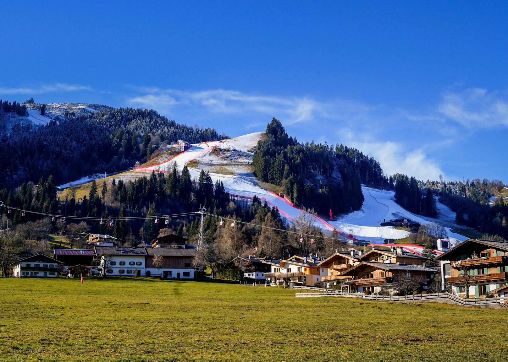 Frühlingsstimmung in Kitzbühel, keine Spur von Winter-Wonderland
