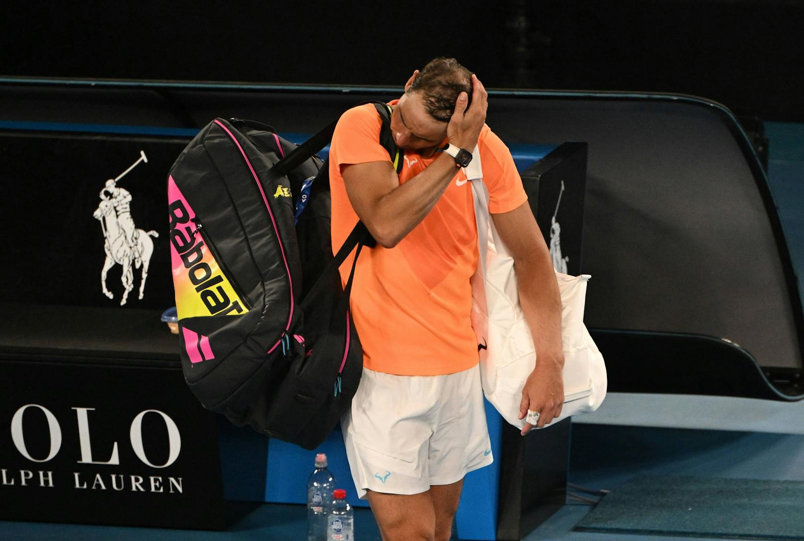 Rafael Nadal ist bei den Australian Open früh gescheitert, trotz einer Verletzung gab er nicht auf. 