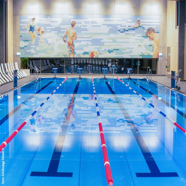 Das Hallenbad in Ried hob die Temperatur von 26 wieder auf 27 Grad an.