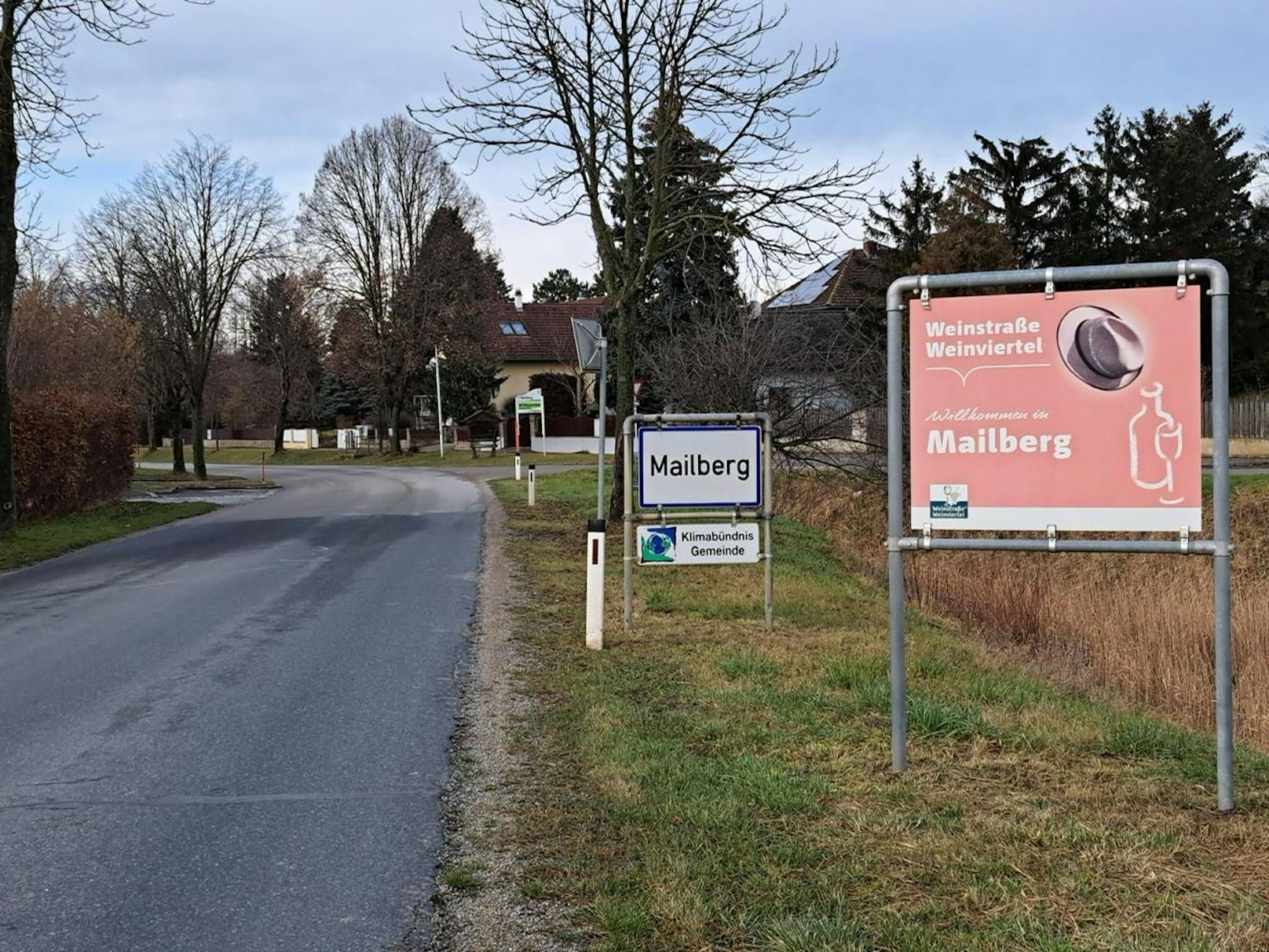 Mailberg hat 800 Einwohner, ist im Bezirk Hollabrunn.