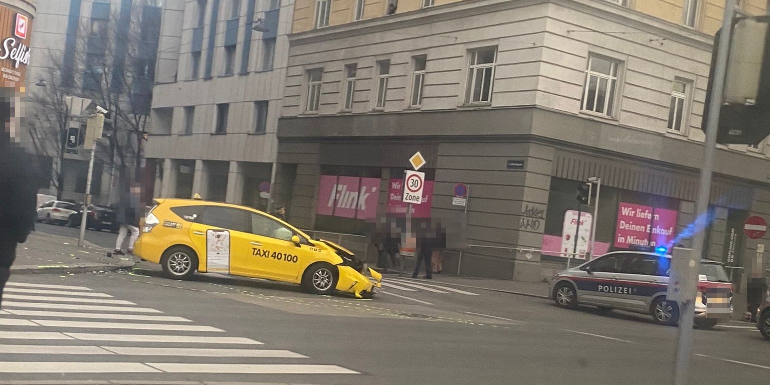 Stau am Gürtel nach Unfall – Polizei nimmt Lenker fest