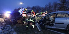 Brutaler Frontal-Crash – Autos zerstört, 3 Verletzte