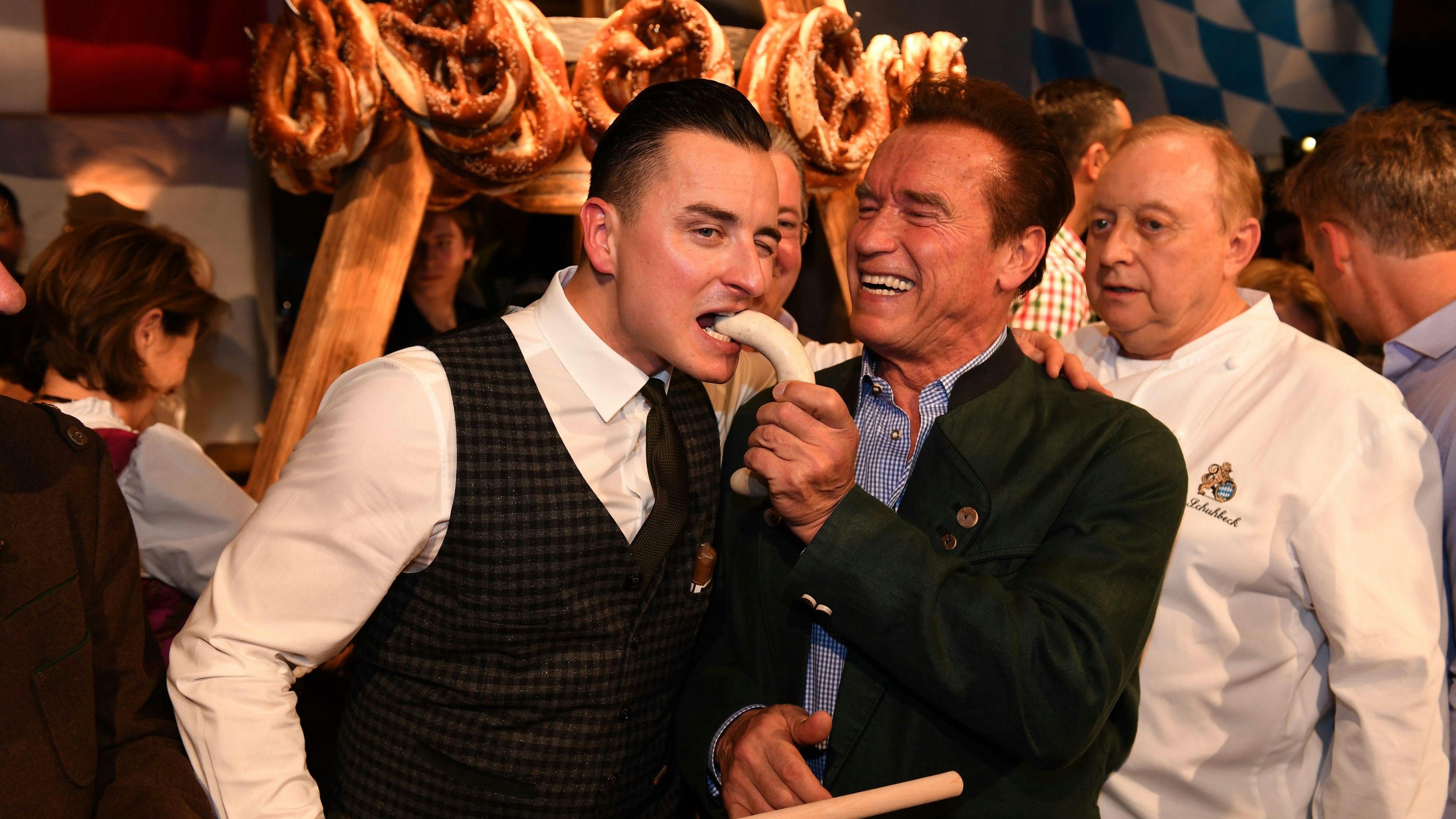 Heute.at - Arnie bis Naschenweng – hier feiern die VIPs in Kitz