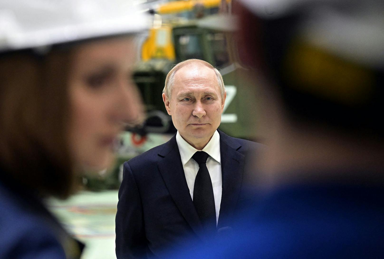 Ist er es wirklich? Laut Wolodimir Selenski könnte Putin längst tot sein und ein Doppelgänger die Macht übernommen haben.