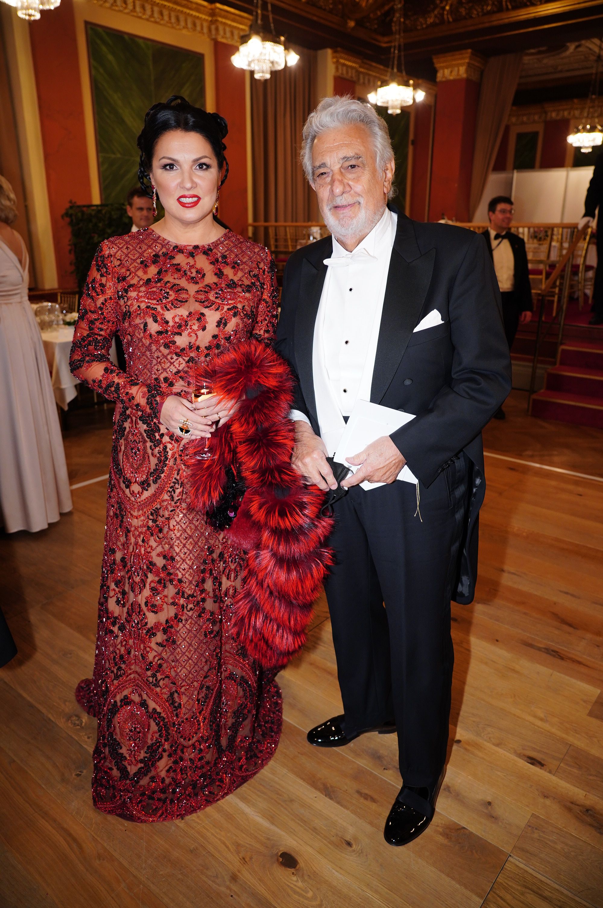 Opernstars unter sich: <strong>Anna Netrebko</strong> und <strong>Placido Domingo</strong> glänzen am 80. Wiener Philharmonikerball