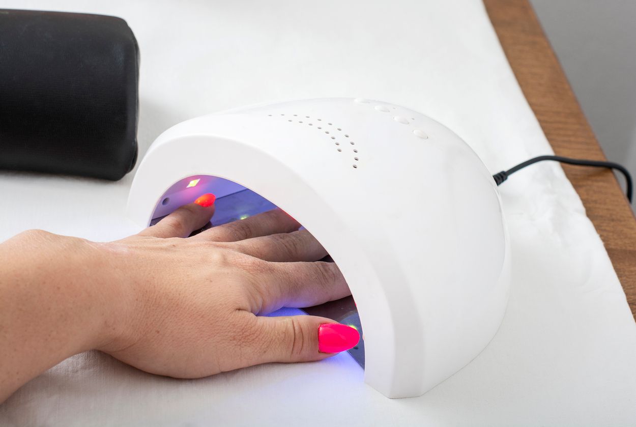 Nail lamp dryer for gel nail polish curing manicure pedicure
