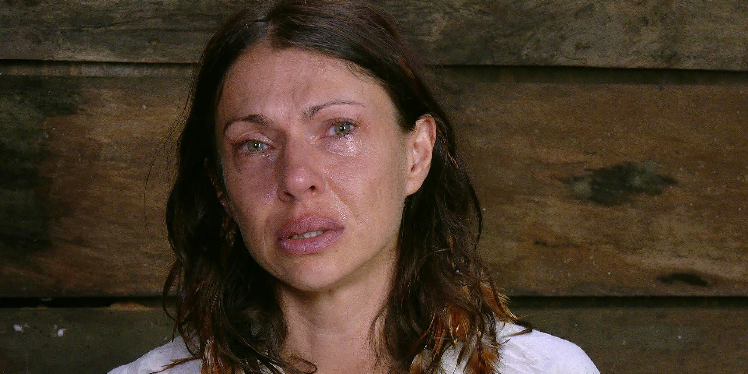 Dschungel-Star Jana spricht über ihre Vergangenheit. 