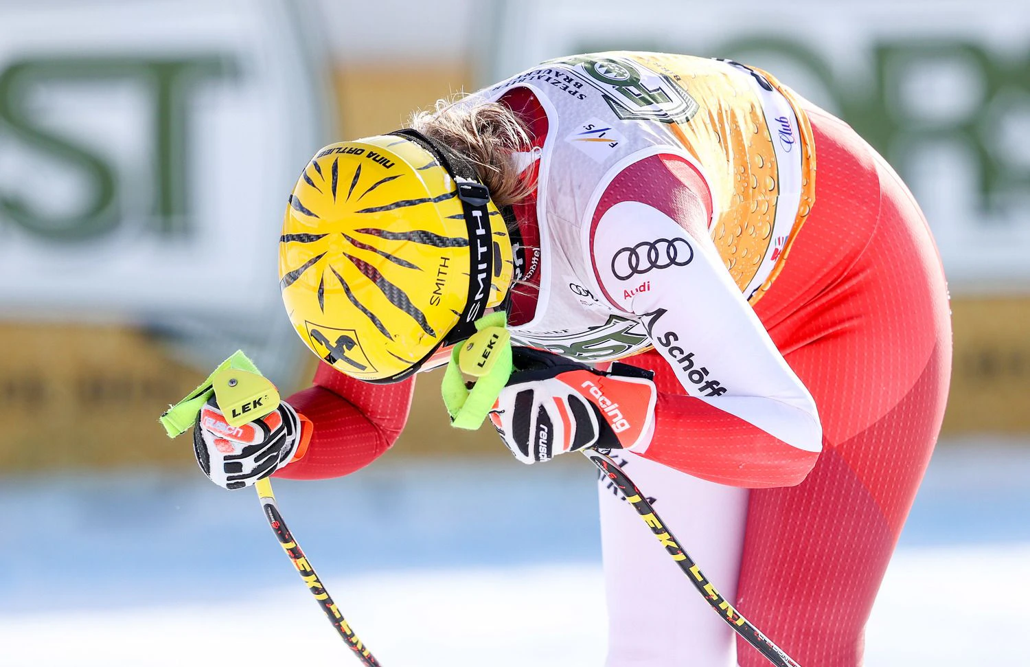 Nina Ortlieb kam in Cortina zu Sturz, muss nun über Nacht im Krankenhaus bleiben. 