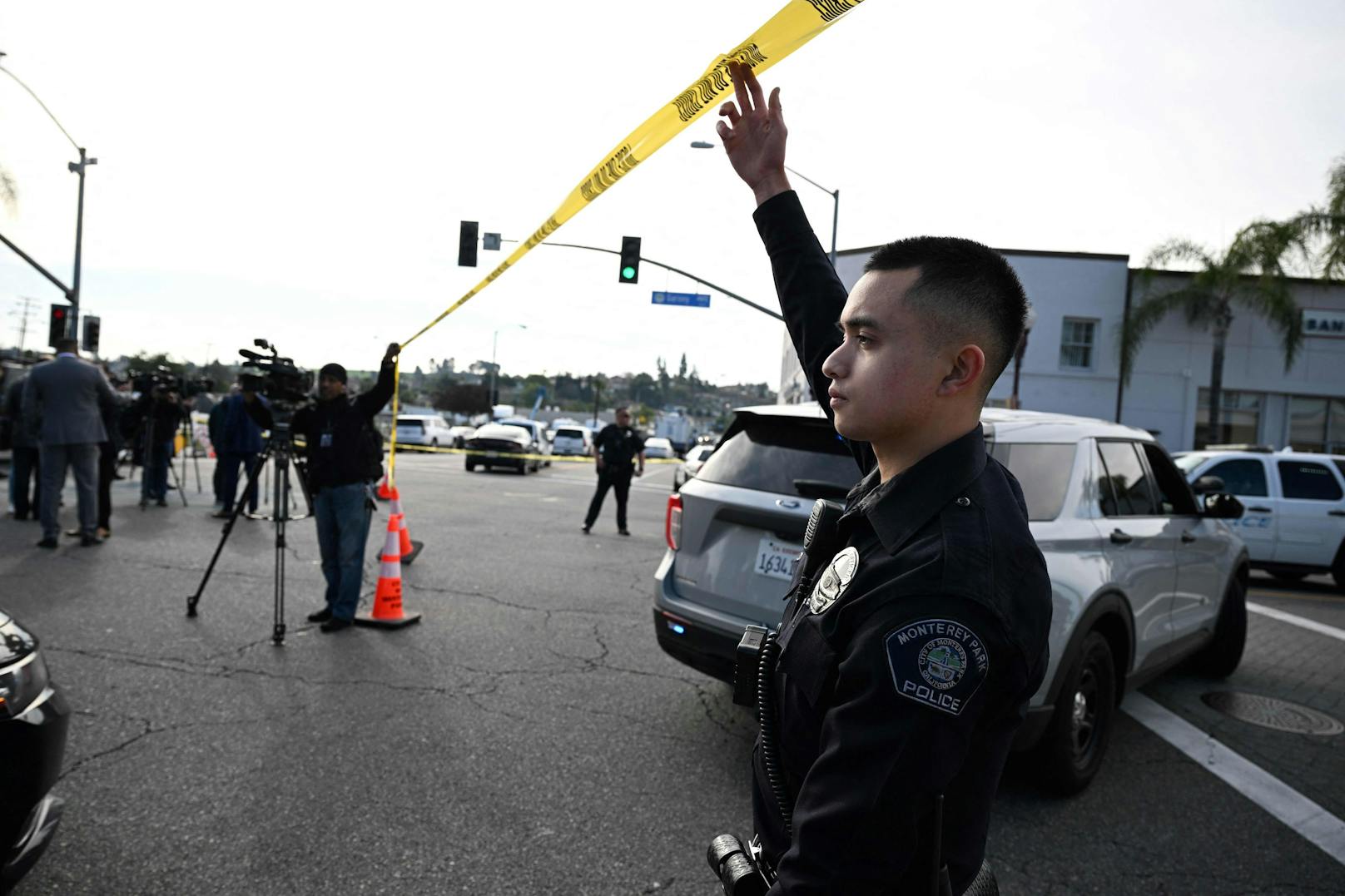 Bei einer Schießerei in einem Tanzclub in Kalifornien kamen am Samstag zehn Personen ums Leben. 