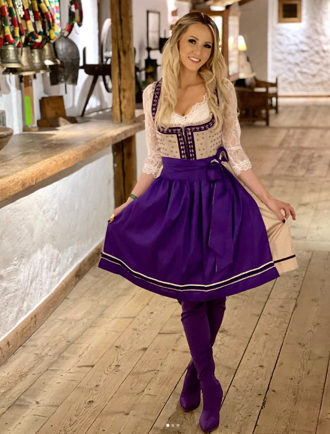 In einem Interview vor Kurzem sagte sie noch, es wäre immer schwerer, jemanden kennenzulernen.