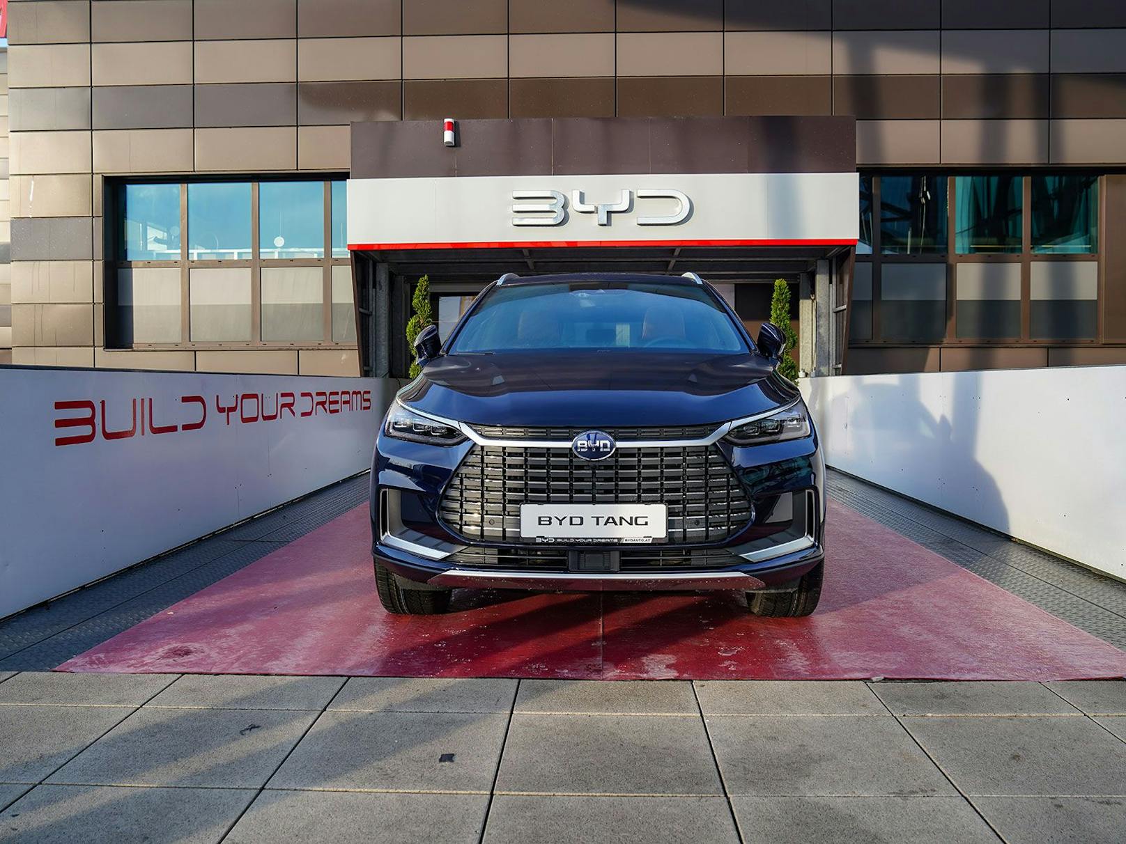Chinesischer Autohersteller BYD startet in Österreich