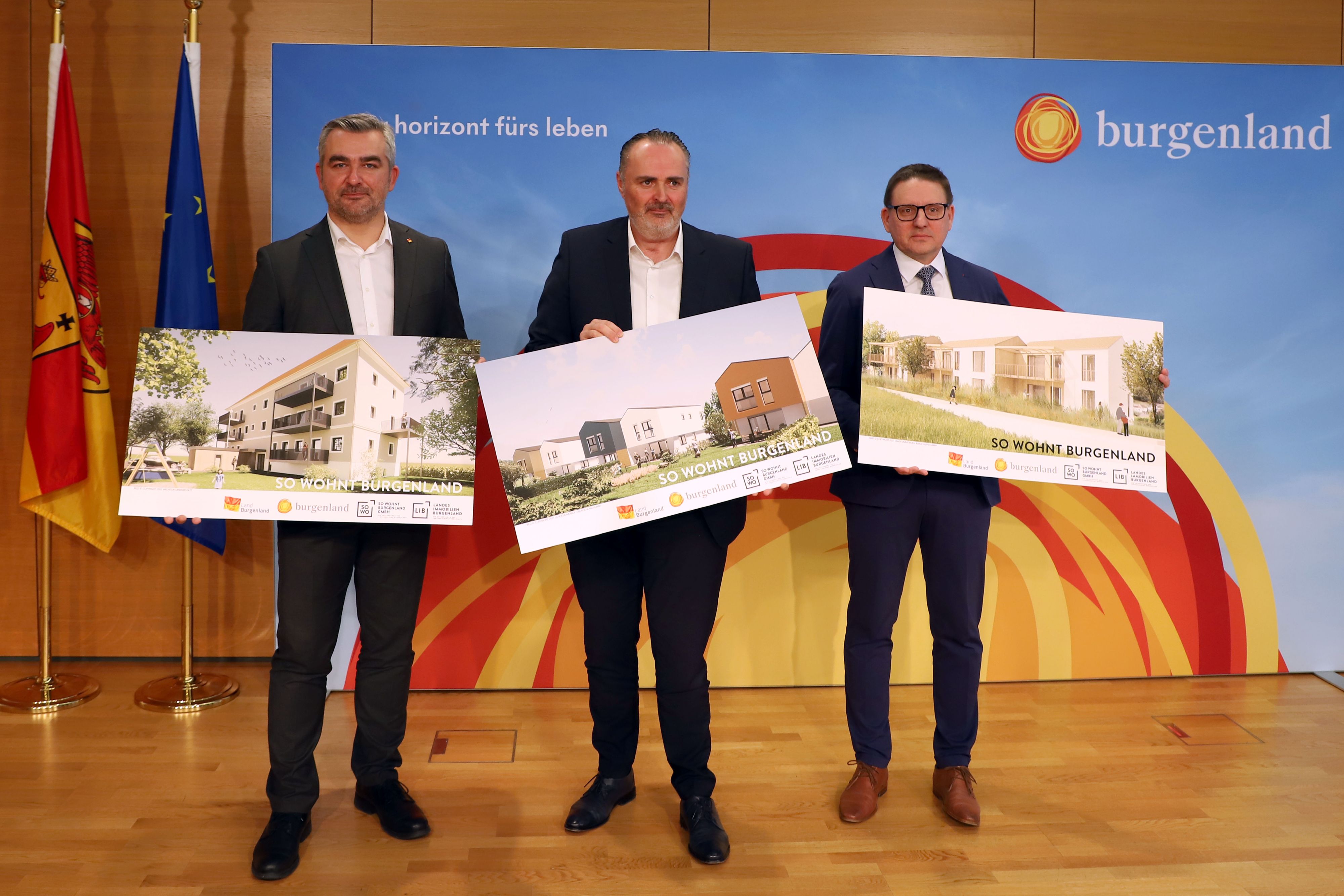 (v.l.) Landesrat Mag. Heinrich Dorner, Landeshauptmann Mag. Hans Peter Doskozil und der Geschäftsführer der Landesimmobilien Burgenland GmbH, Ing. Dr. Gerald Goger, bei der Präsentation einer Initiative zum Thema Leistbares Wohnen.