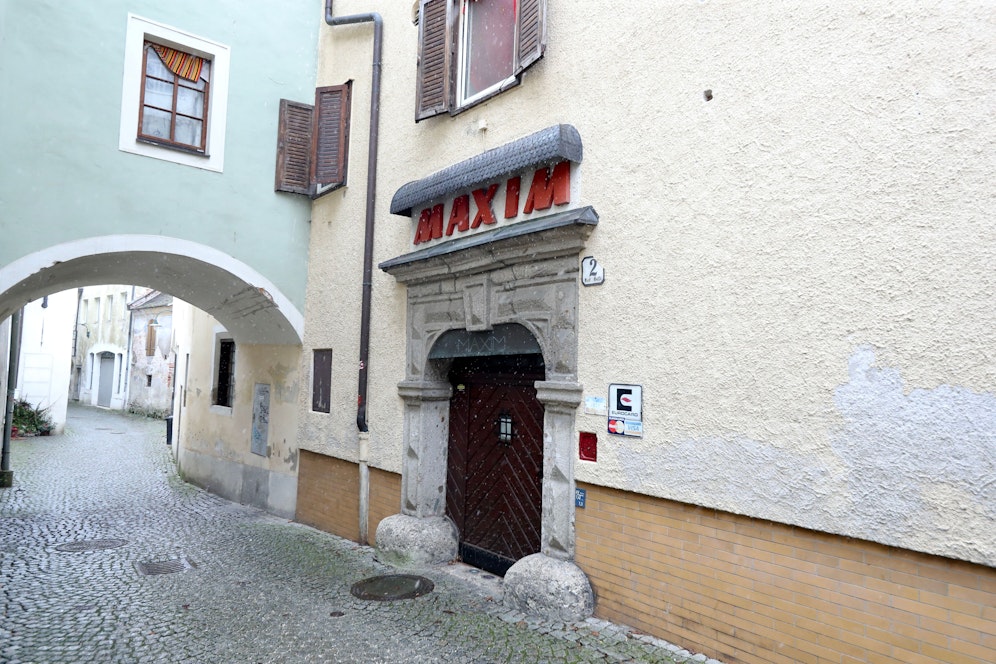 Findet sich ein Pächter für das Laufhaus Maxim, könnte es im beschaulichen Steyr bald wieder heiß hergehen.