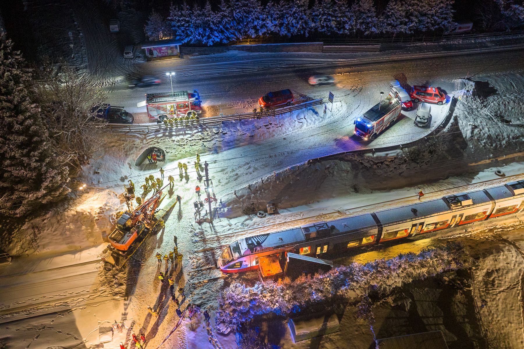 Die Unglücksstelle in einer Luftaufnahme.