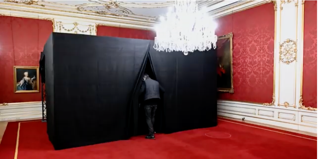 In dieser "Black Box" findet das Interview mit Van der Bellen statt.