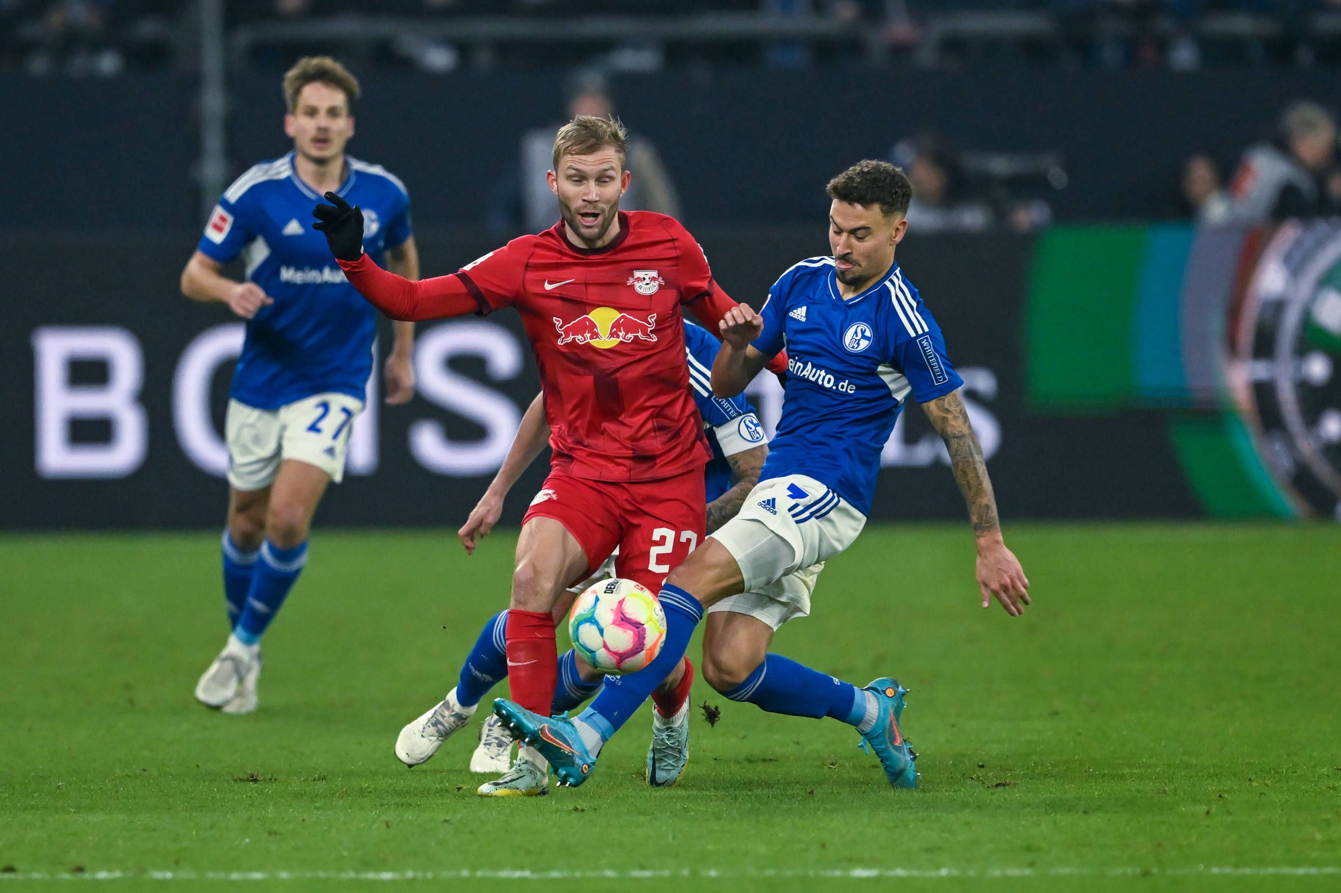 Konrad Laimer gegen Schalke